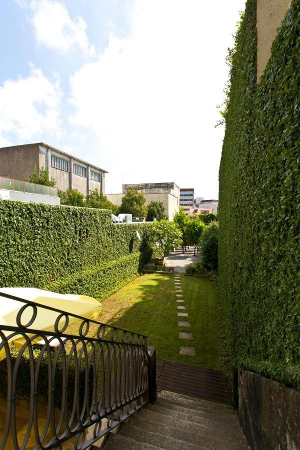 Boutique Rentals- Hidden Garden Porto'S Downtown Екстер'єр фото