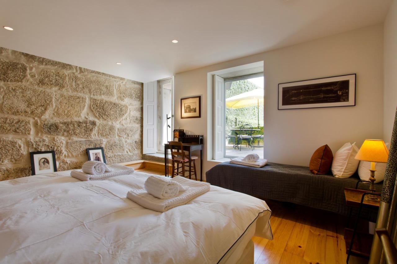 Boutique Rentals- Hidden Garden Porto'S Downtown Екстер'єр фото